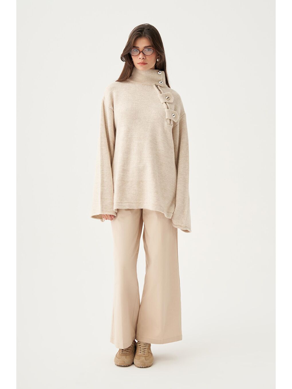 Bej Taş-Yakası Apoletli Triko Kazak-1