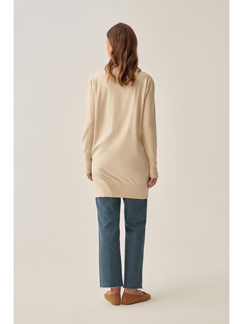 Bej-Bilekte Dügme Detaylı Kazak-3