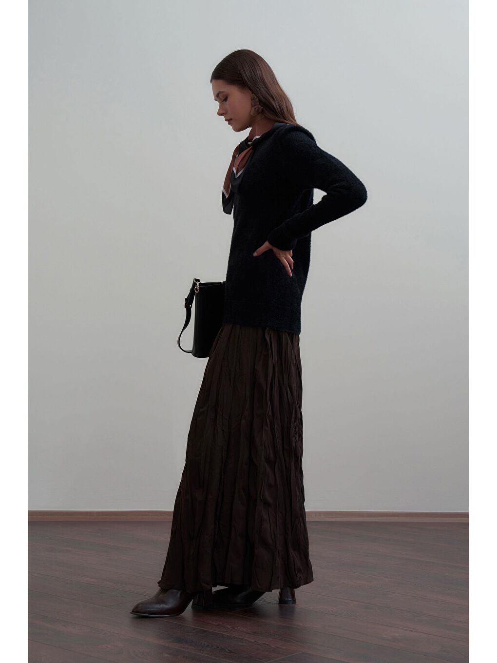 Siyah-Yumuşak Dokulu Kazak-1