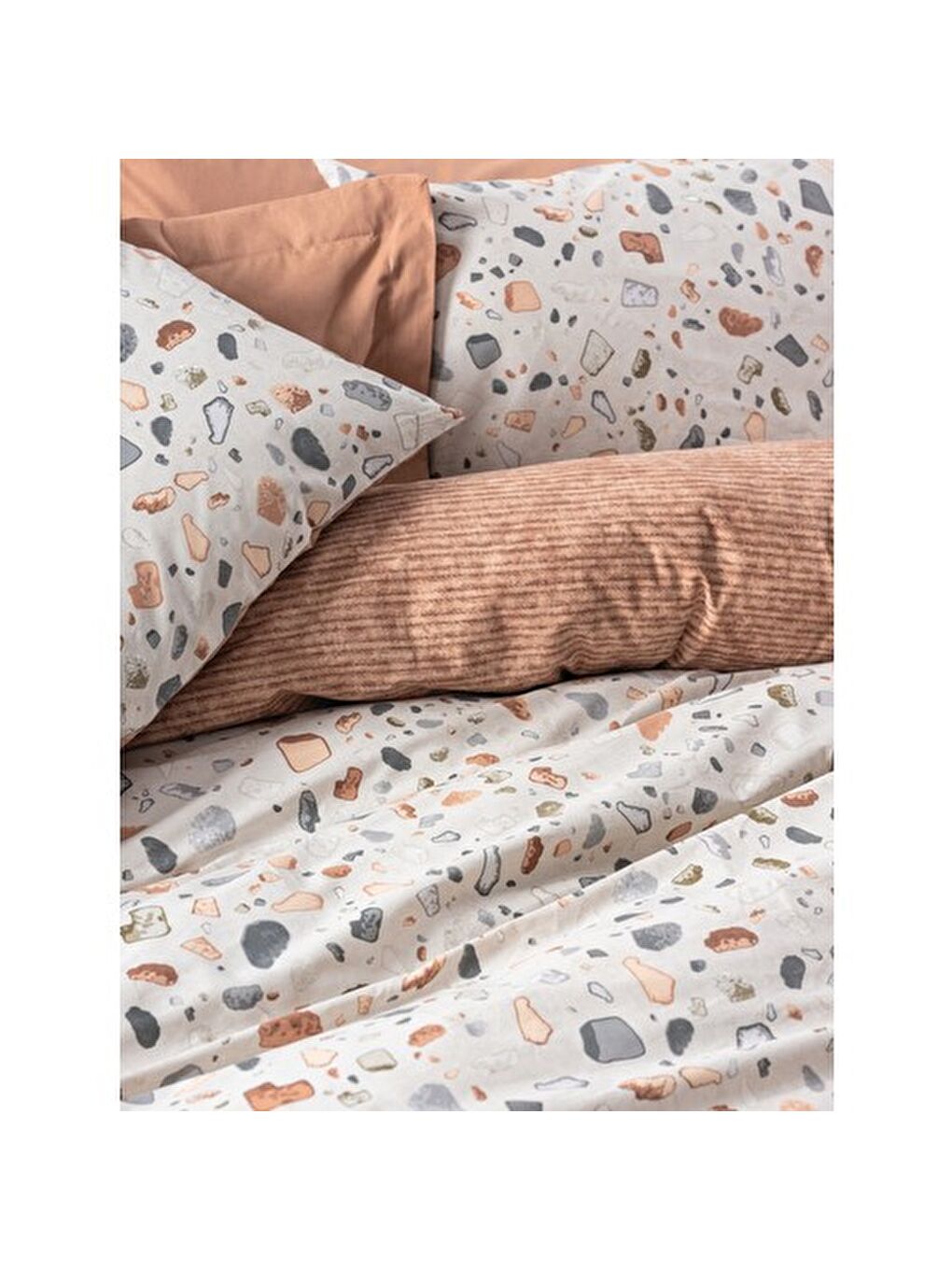 Karışık Pamuk Box Minimal Çift Kişilik Nevresim Takimi Oniks Karamel-1