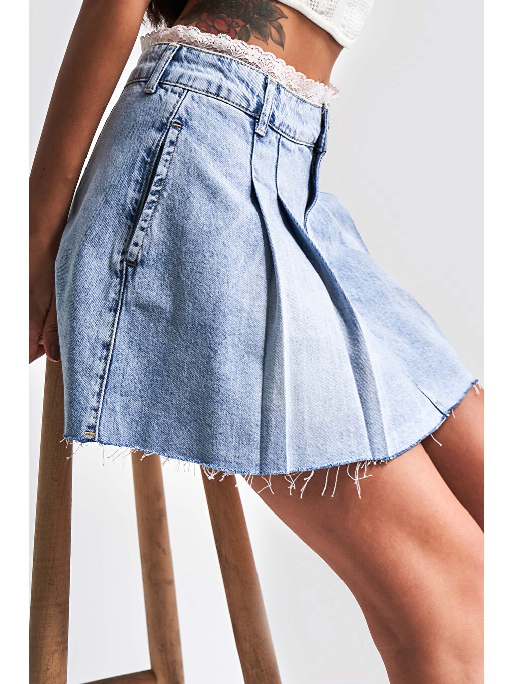 Mavi Kadın Snow Jean Rengi D-4s5-3 Dantel Detaylı Pileli Mini Boy Tasarım Denim Etek-3