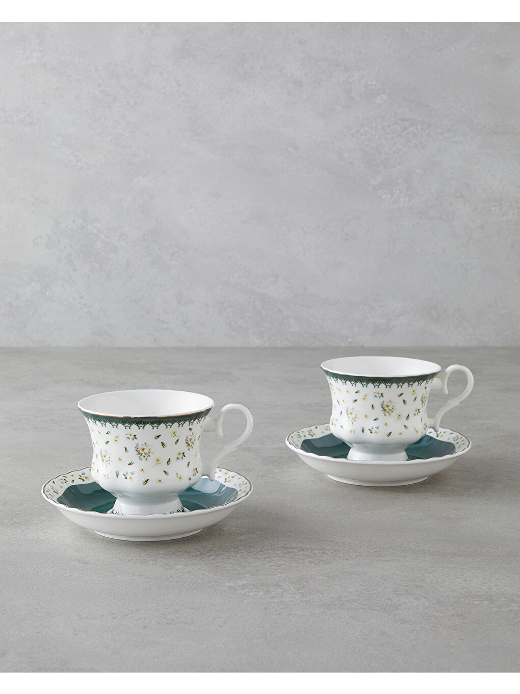 Florana New Bone China 4 Parça 2 Kişilik Çay Fincanı Takımı 220 ml Yeşil
