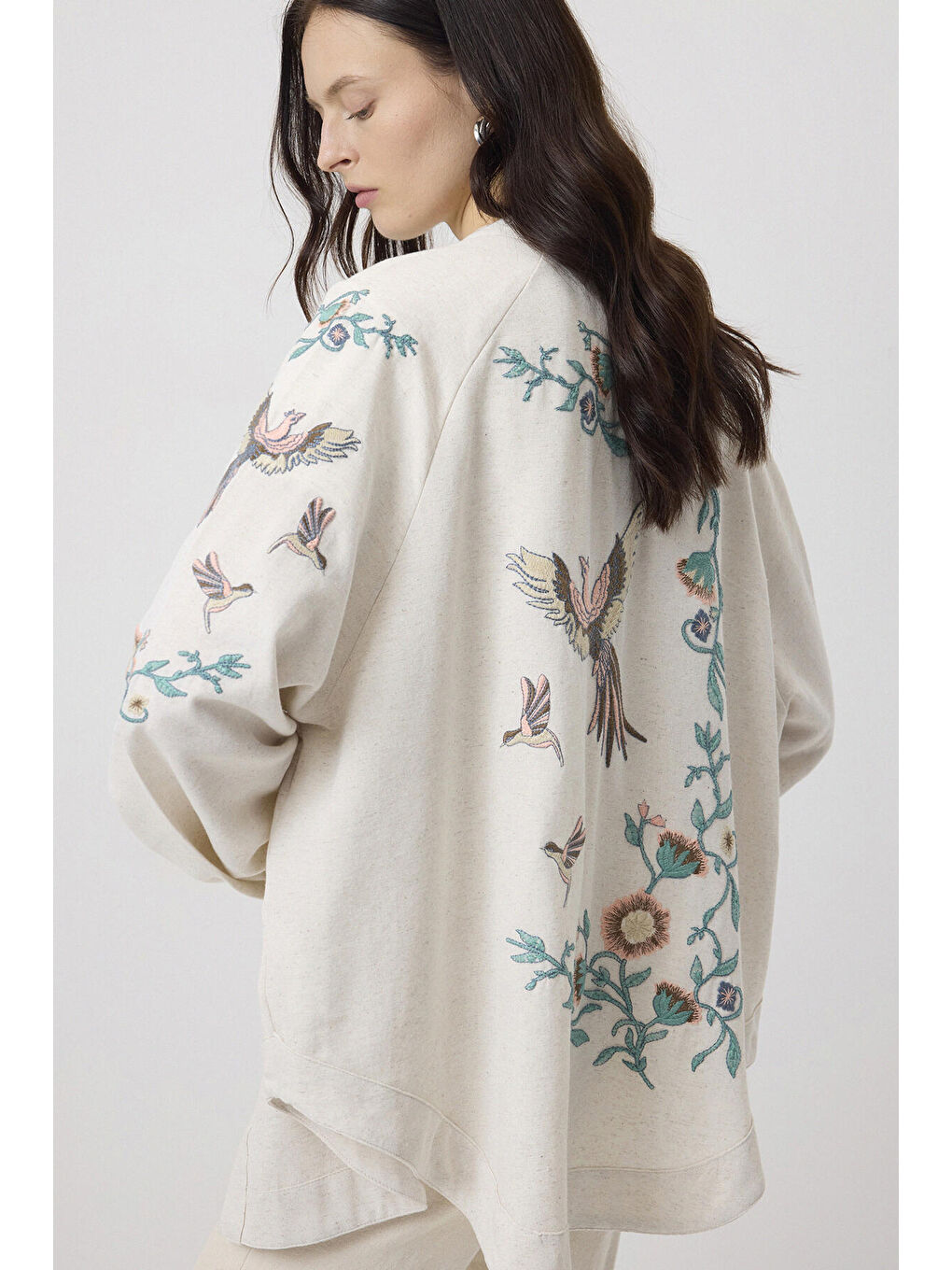 Bej Keten Dokulu Nakışlı Kimono