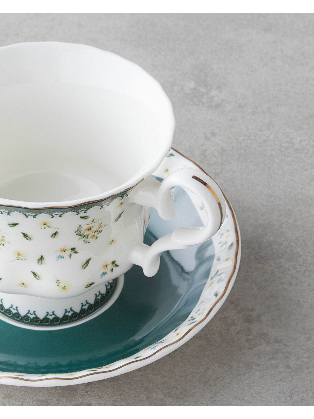 Florana New Bone China 4 Parça 2 Kişilik Çay Fincanı Takımı 220 ml Yeşil-3