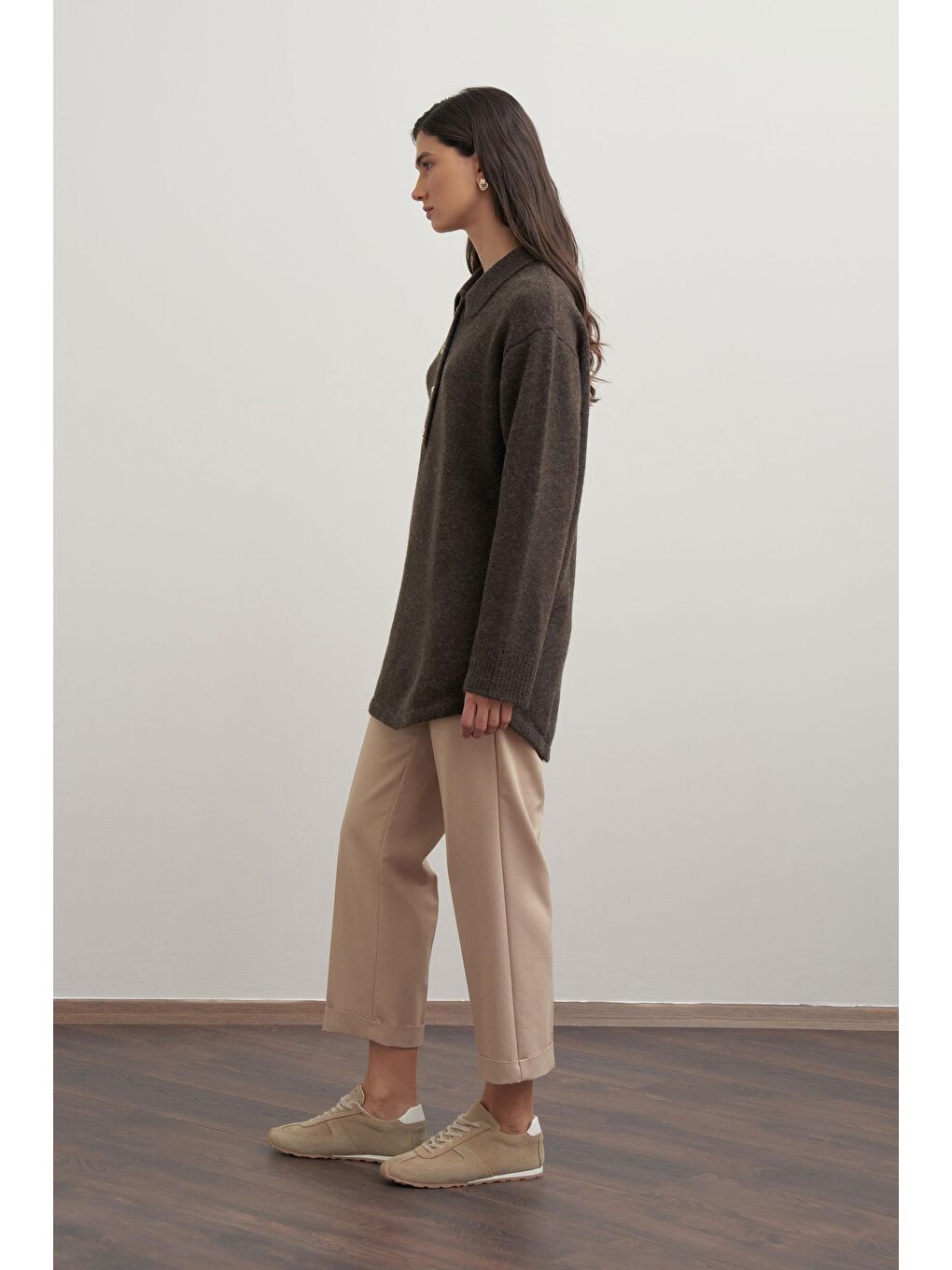 Kahverengi Kahve-Gold Dügmeli Yarım Patlı Kazak-1