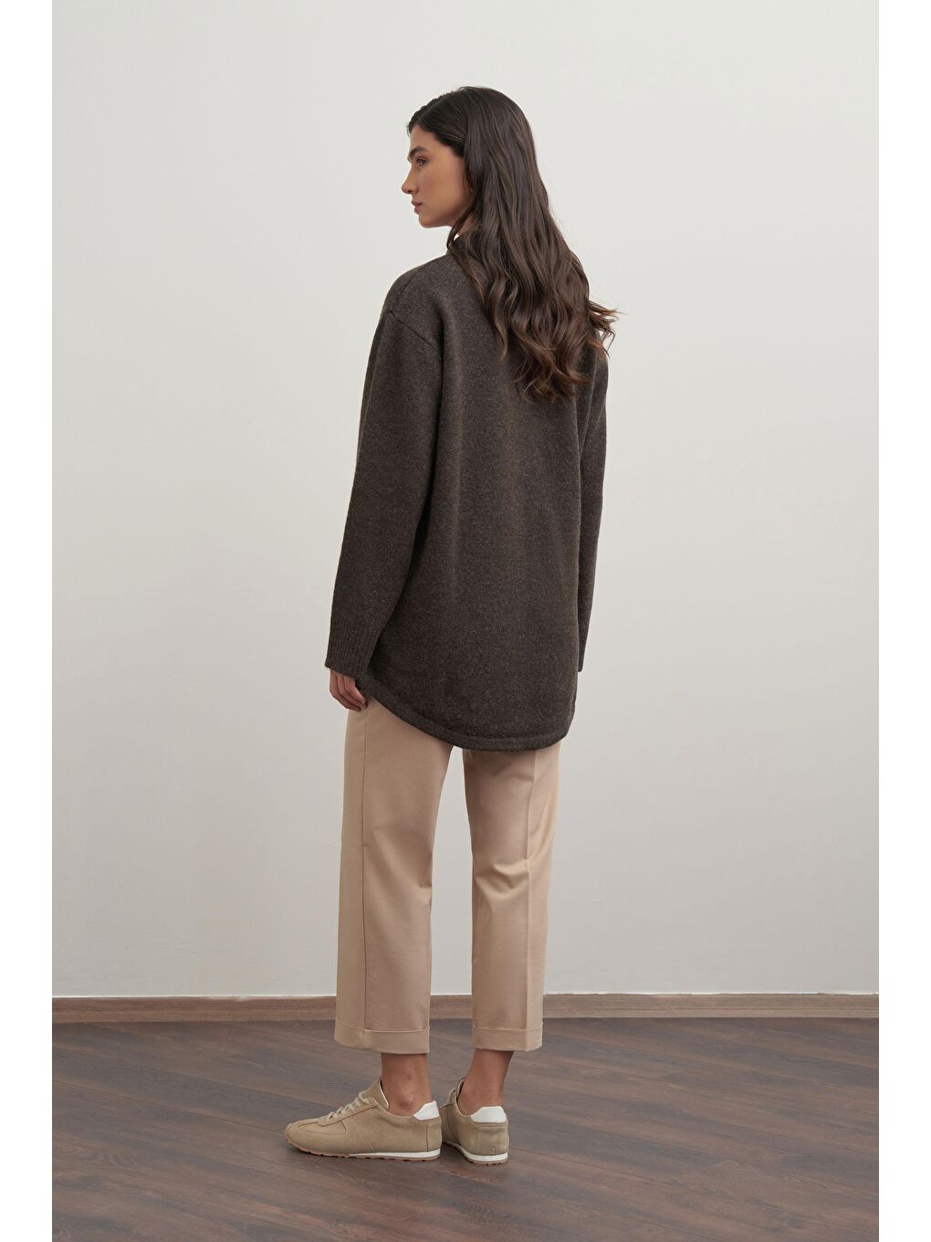 Kahverengi Kahve-Gold Dügmeli Yarım Patlı Kazak-2