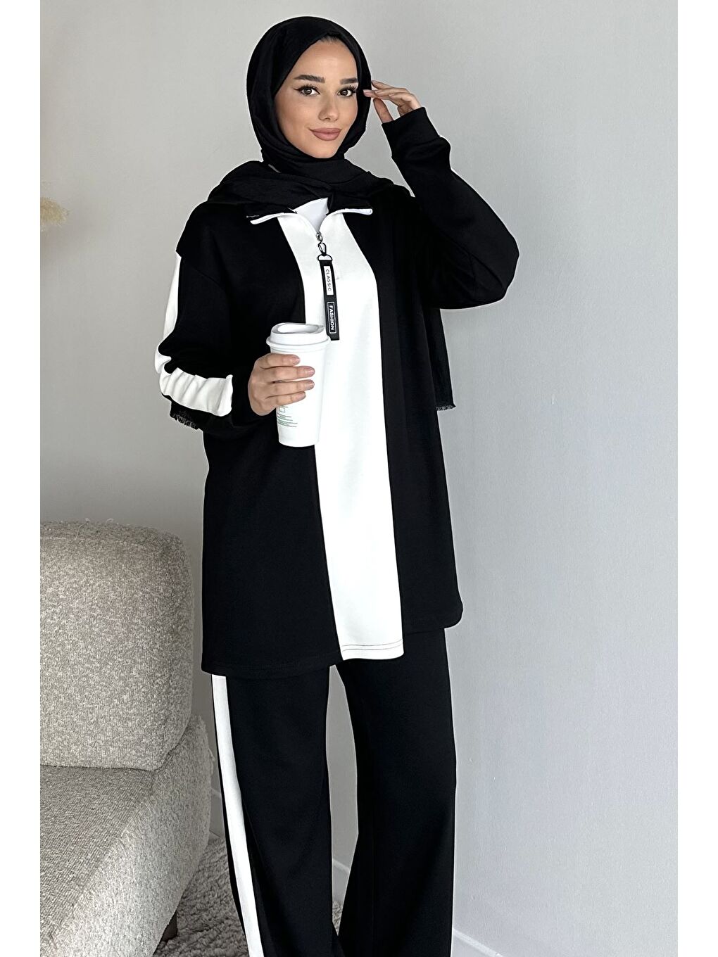 Siyah Tesettür Yarım Fermuarlı Renk Garnili Tunik Pantolon İkili Takım-3
