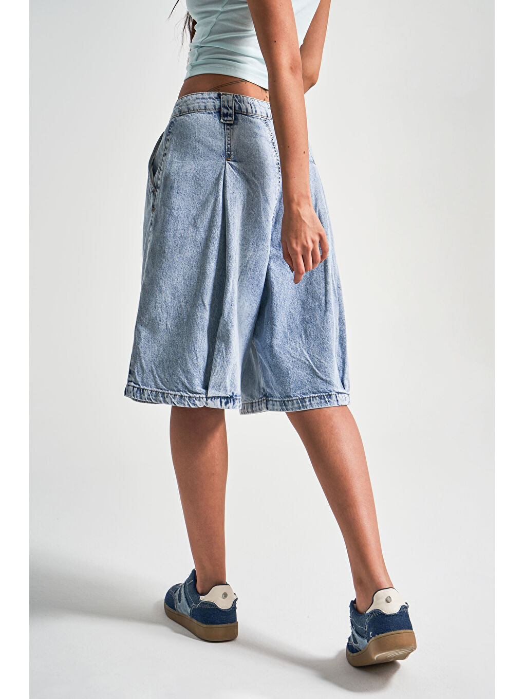 Mavi Kadın Snow Jean Rengi 3s5 3 Maxi Boy Baggy Fit  100 Pamuk Pileli Denim Şortolon-2