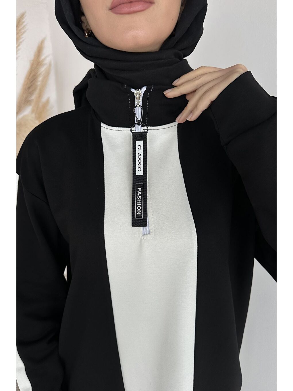 Siyah Tesettür Yarım Fermuarlı Renk Garnili Tunik Pantolon İkili Takım-6