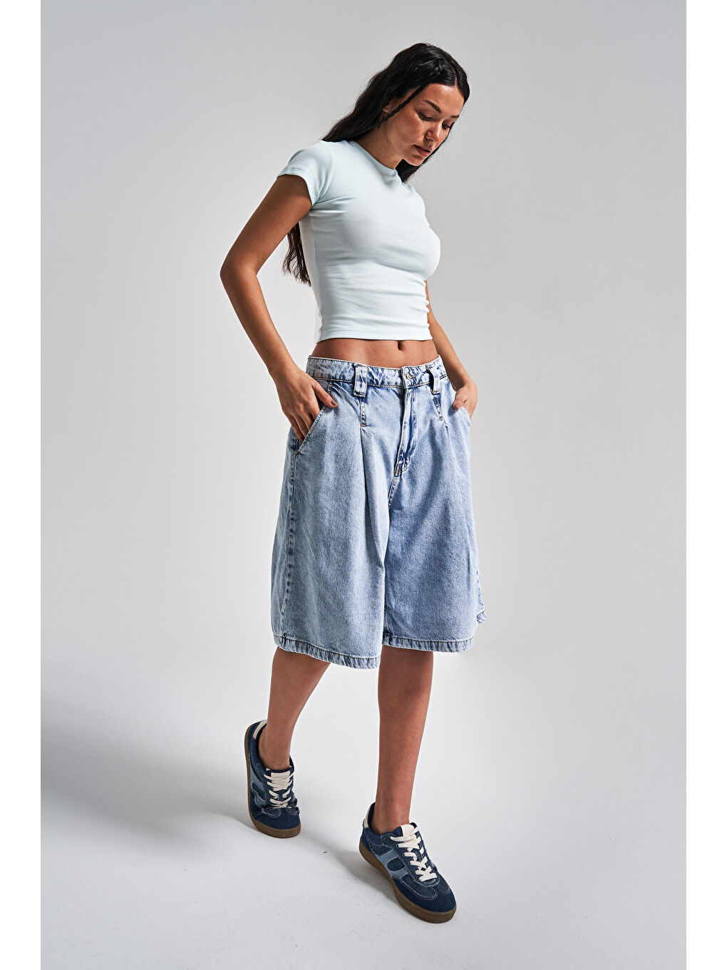 Mavi Kadın Snow Jean Rengi 3s5 3 Maxi Boy Baggy Fit  100 Pamuk Pileli Denim Şortolon-3