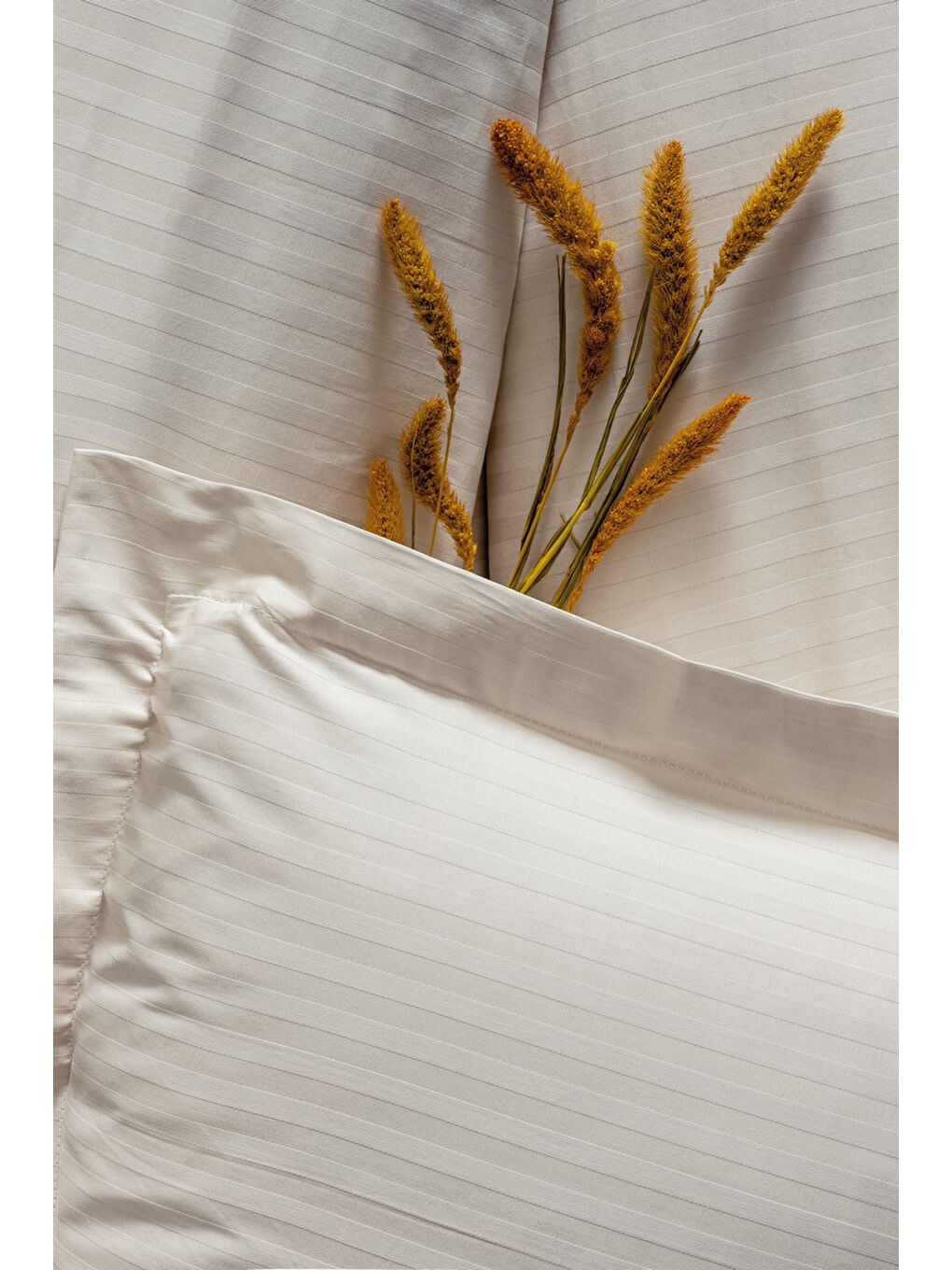 Karışık Pamuk Box Elegant Stripe Çift Kişilik Nevresim Takımı Saten Ekru-1