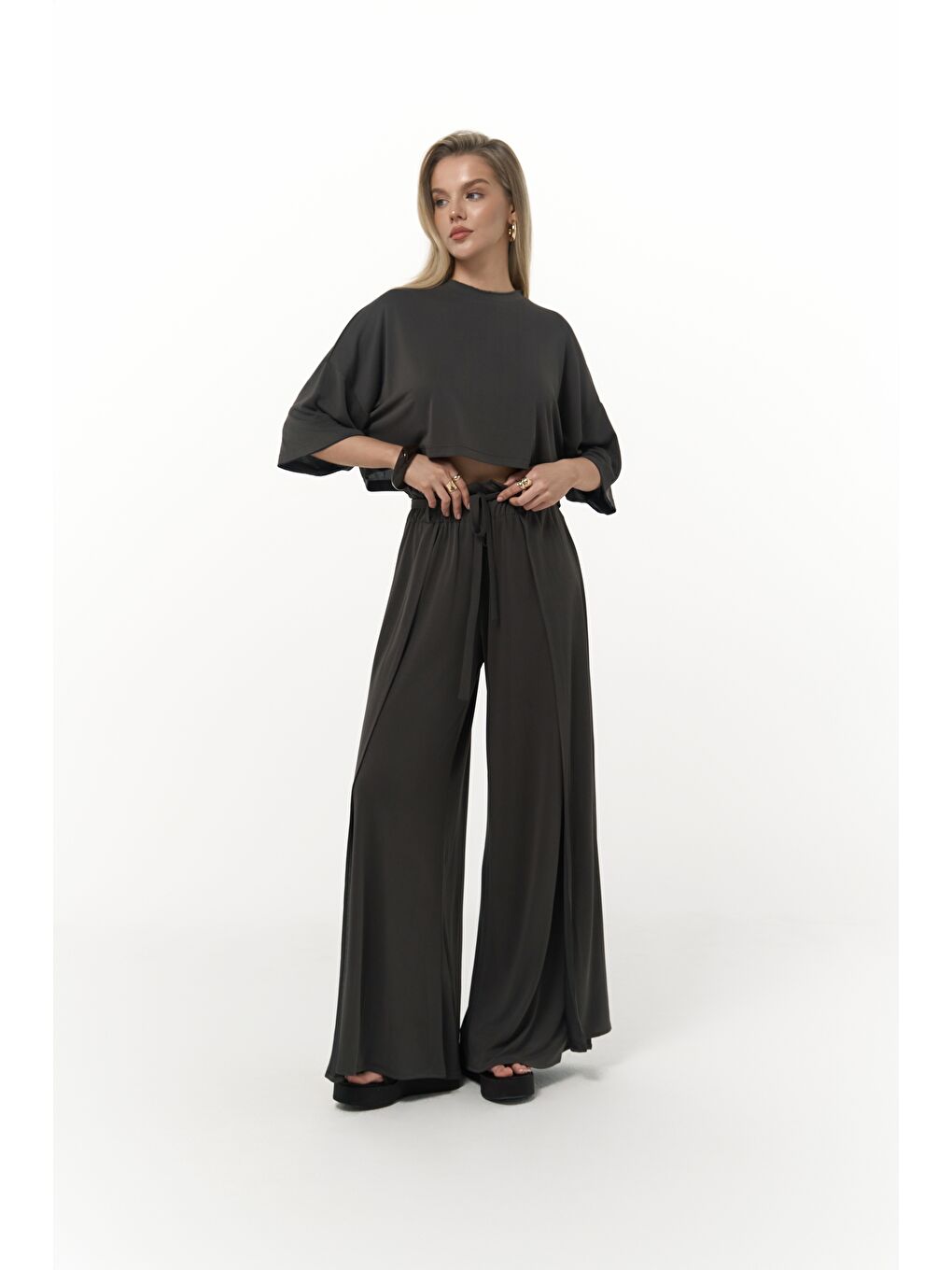 Nell Antrasit Crop T-Shirt Pantolon Takım-1