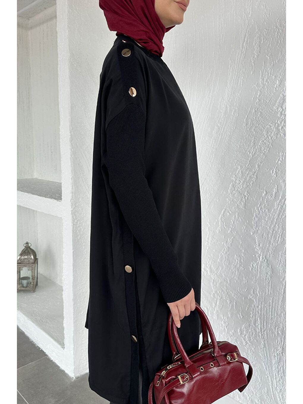 Siyah Yan Düğmeli Tesettür Tunik-6