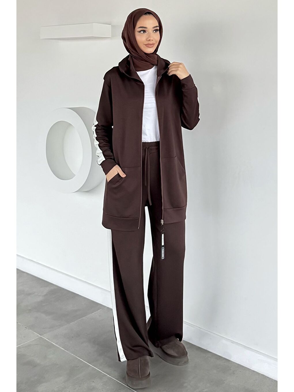 Kahverengi Tesettür Fermuarlı Kapüşonlu Tunik Pantolon İkili Takım-1