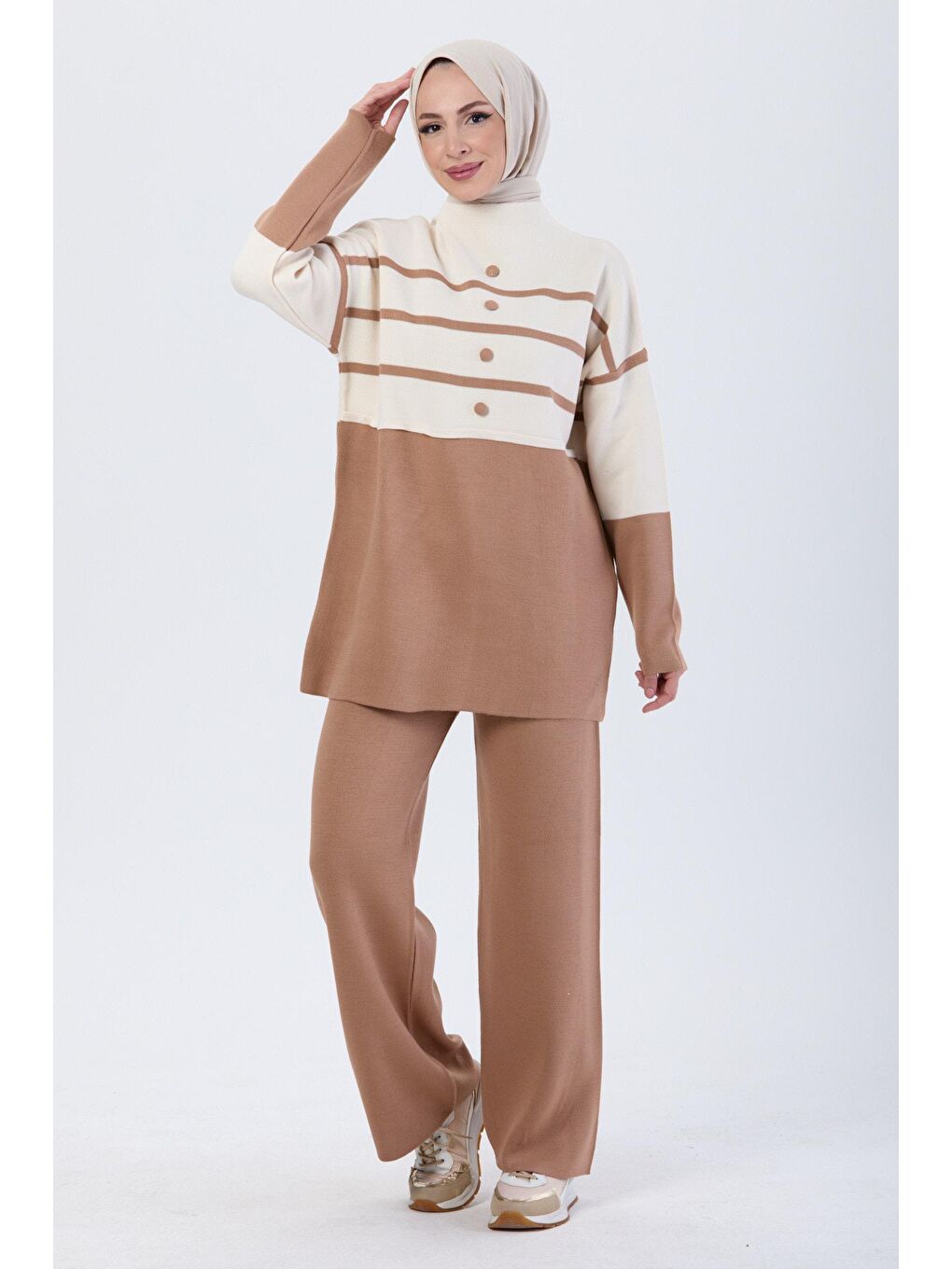 Bej Yarım Balıkçı Yaka Kadın Vizon Triko Takım - 24131