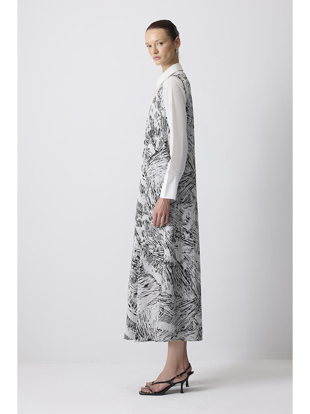 Siyah V Yaka Desenli Jile-2