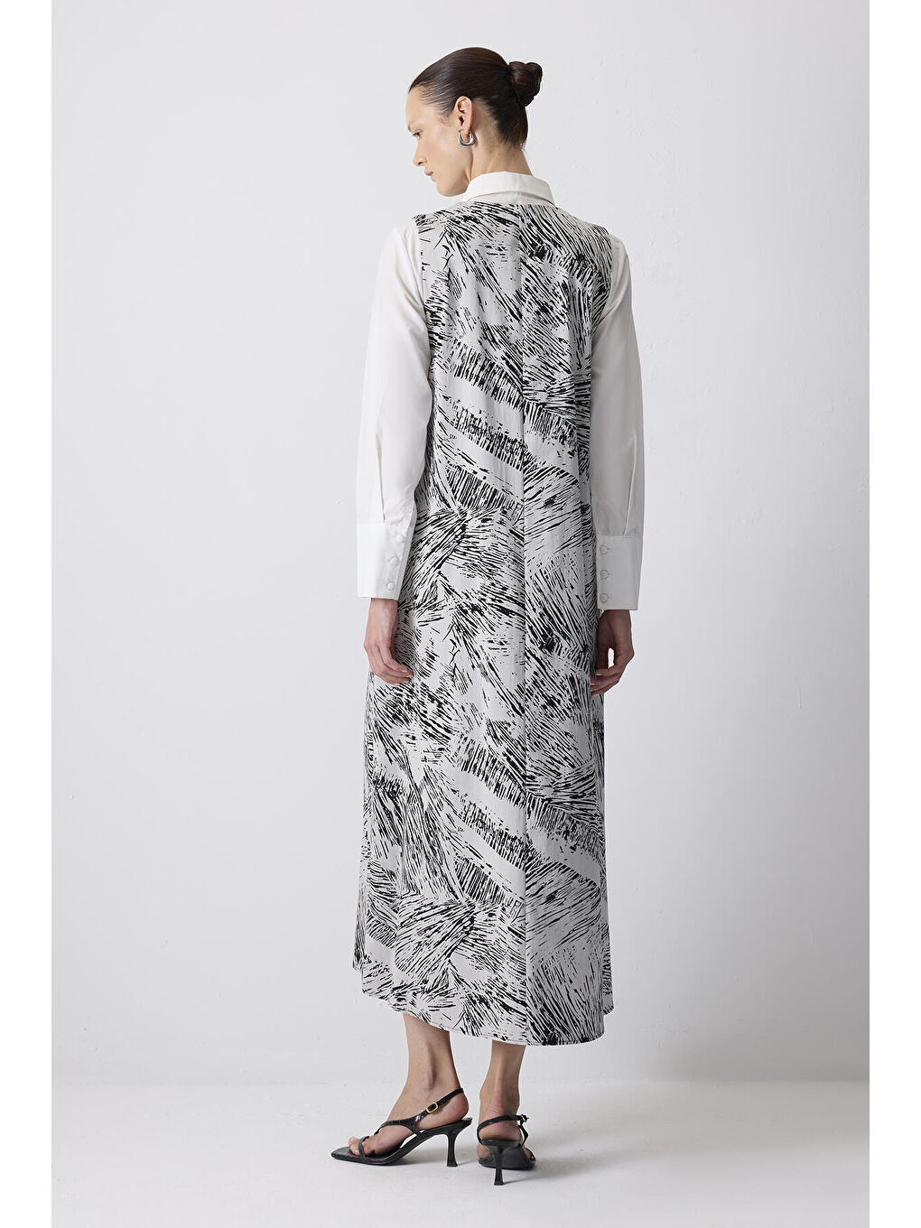 Siyah V Yaka Desenli Jile-3