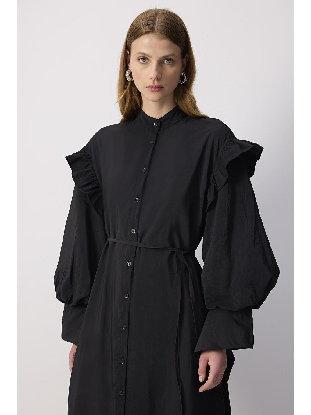 Siyah Fırfırlı Kupra Elbise-2