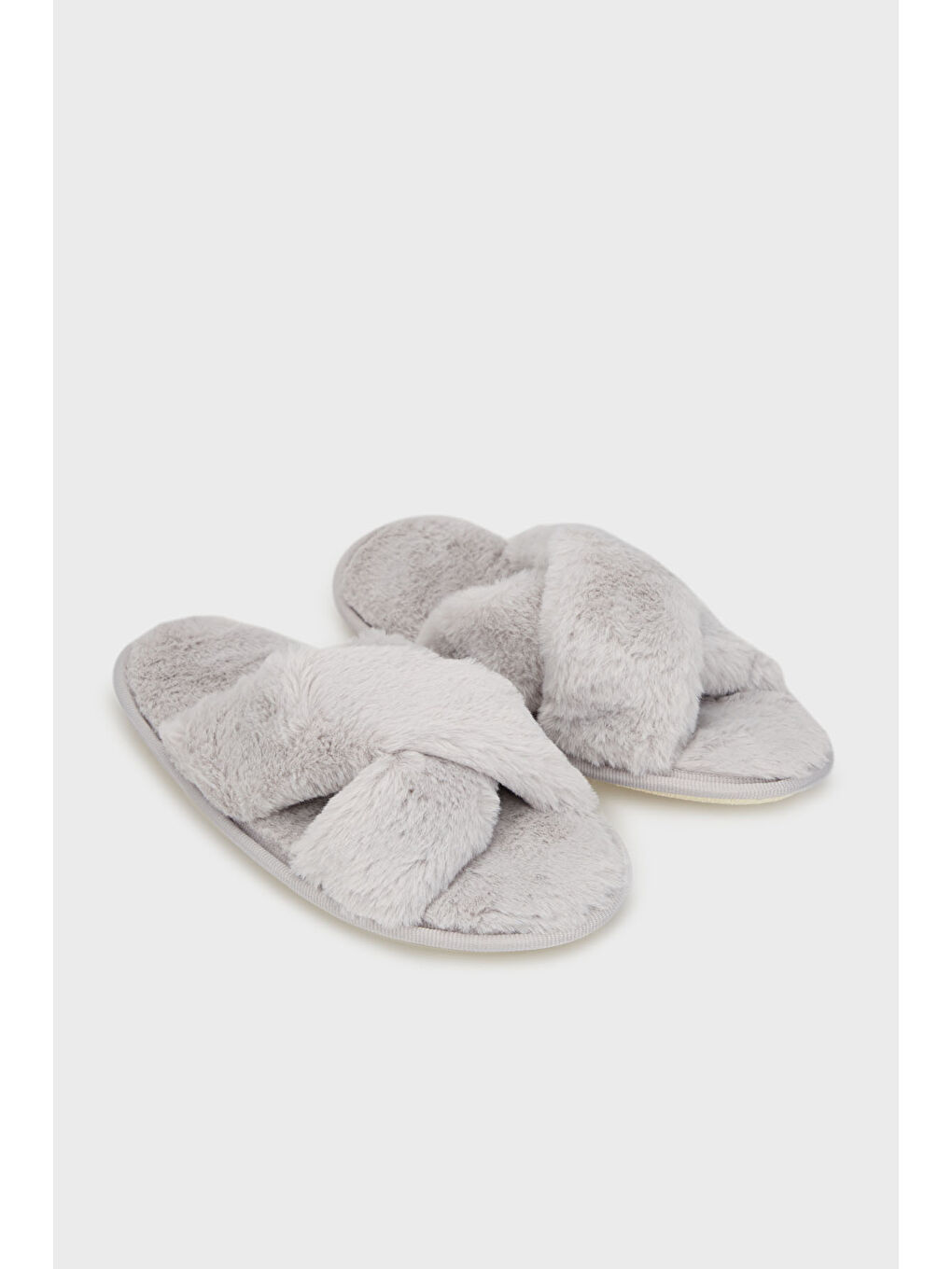 Gri Yumuşak Dokulu Çapraz Pelüş 2' li Paket Terlik 6722001S2-1