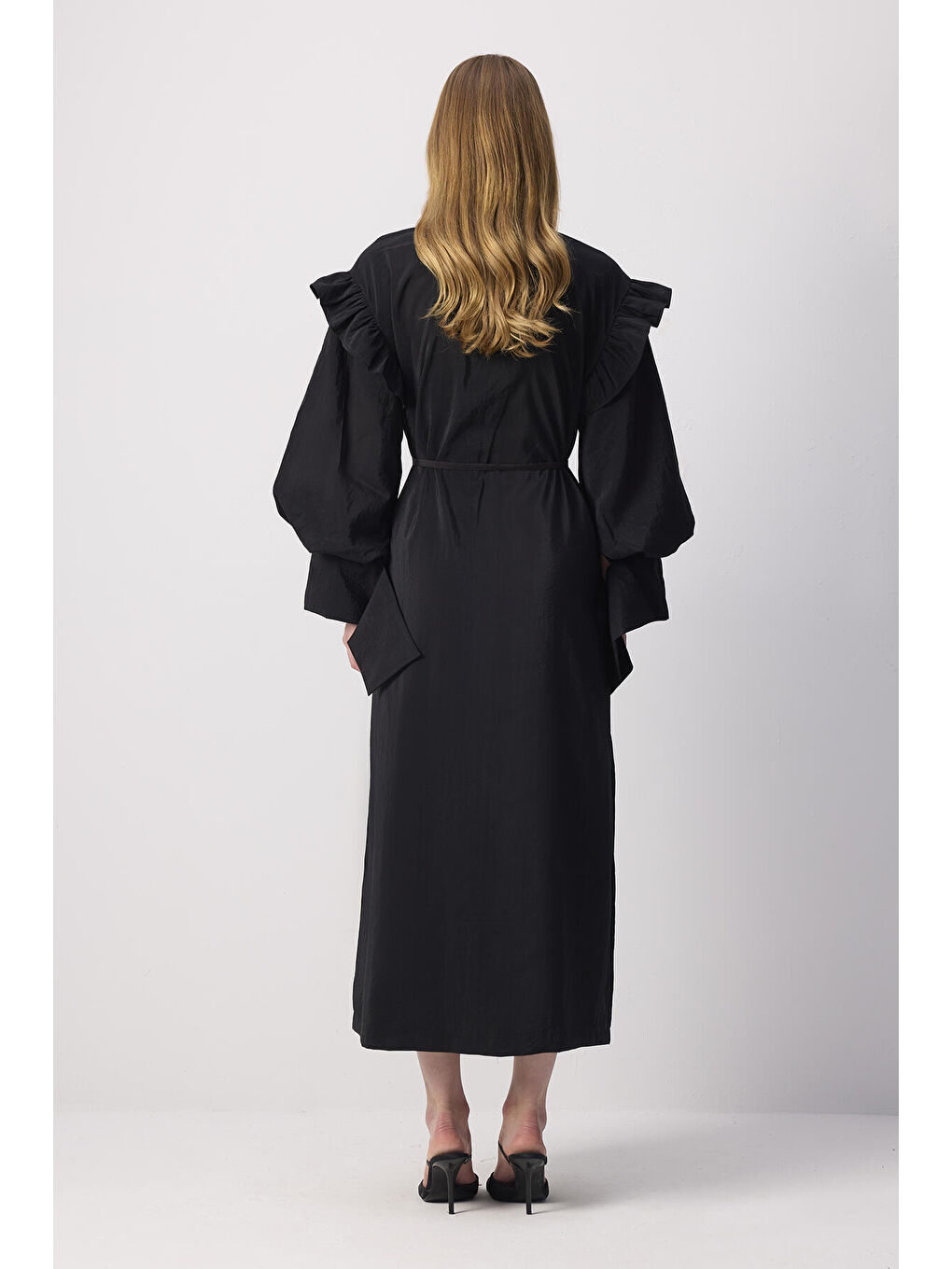 Siyah Fırfırlı Kupra Elbise-4