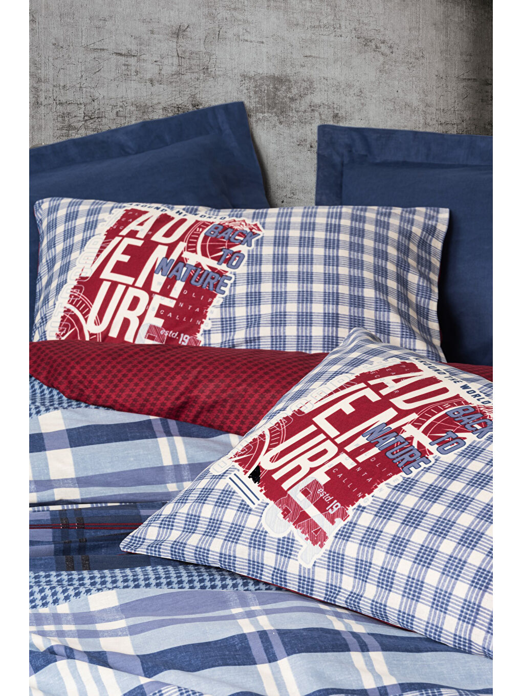 Karışık Pamuk Box Masculine Çift Kişilik Nevresim Takımı Roger Lacivert-1