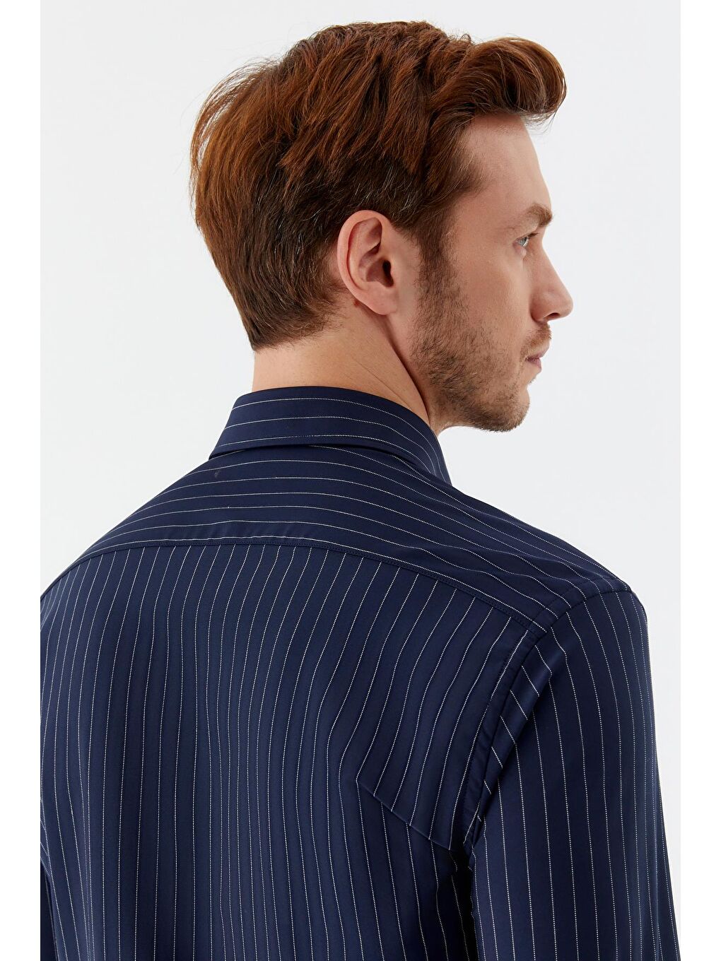 Klasik Yaka Çizgili Erkek Gömlek Lacivert-Beyaz-5