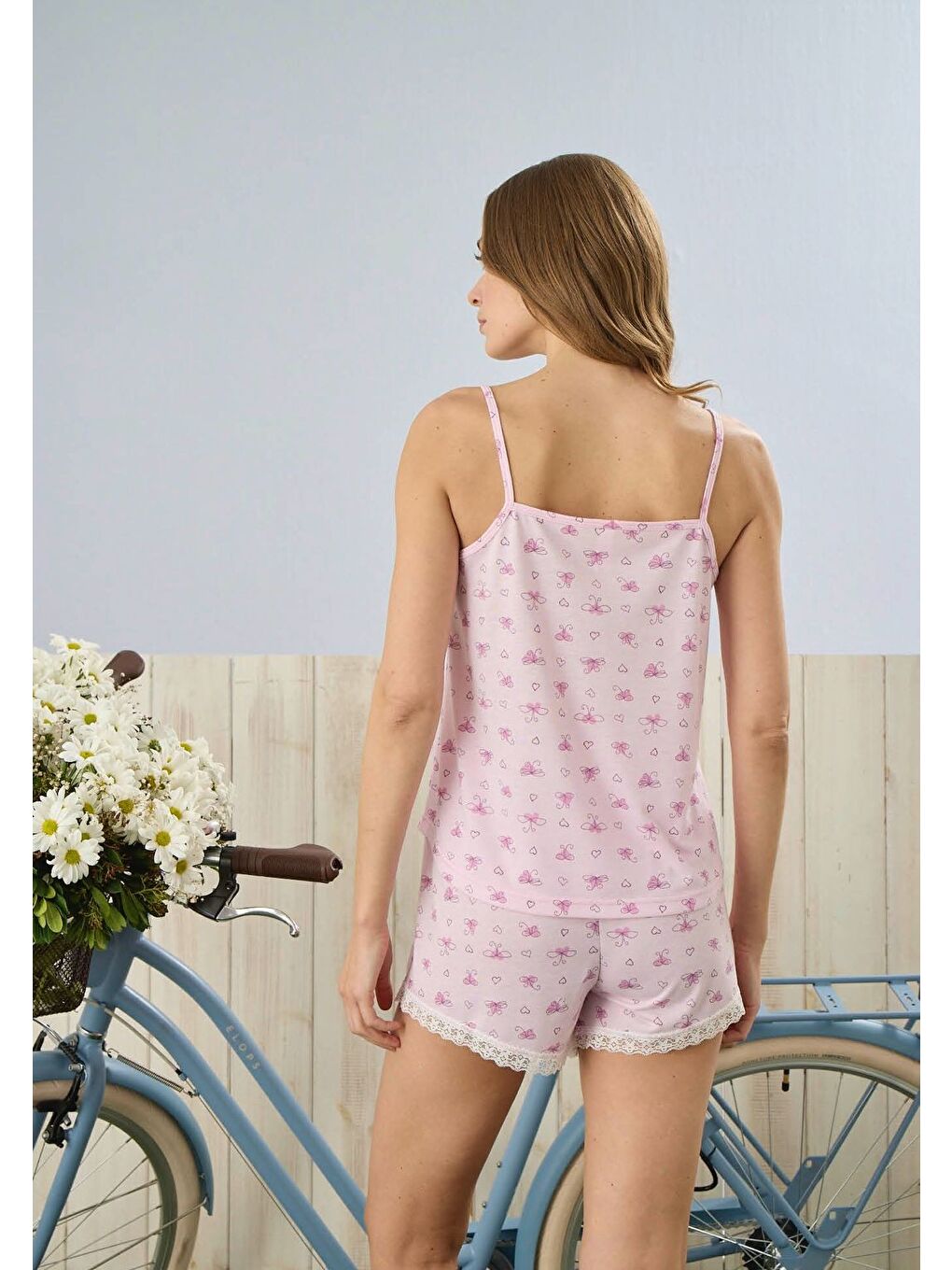 Kadın Pembe Kalpli İp Askılı Şortlu Pijama Takımı-1