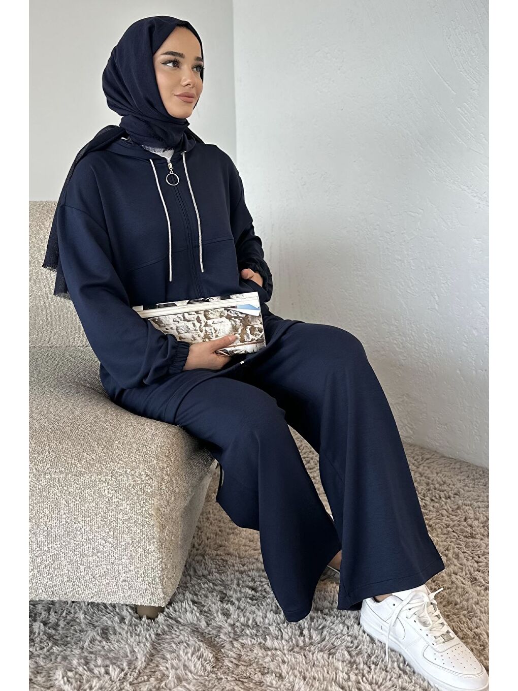 Lacivert Ön Fermuarlı Kapüşonlu Tunik Bel Lastikli Pantolon Tesettür İkili Takım-3