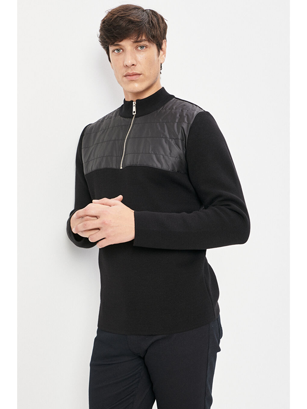 Erkek Siyah Standart Fit Normal Kesim Bato Yaka %100 Pamuk Triko