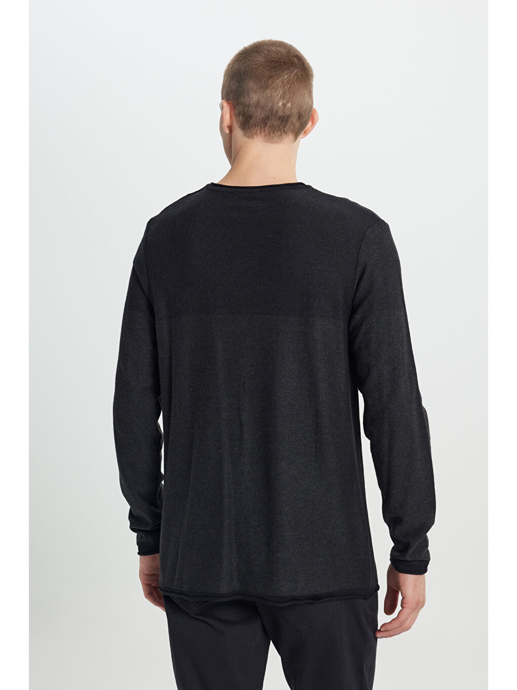 Erkek Siyah-Antrasit Standart Fit Normal Kesim Bisiklet Yaka Baskılı Triko-4