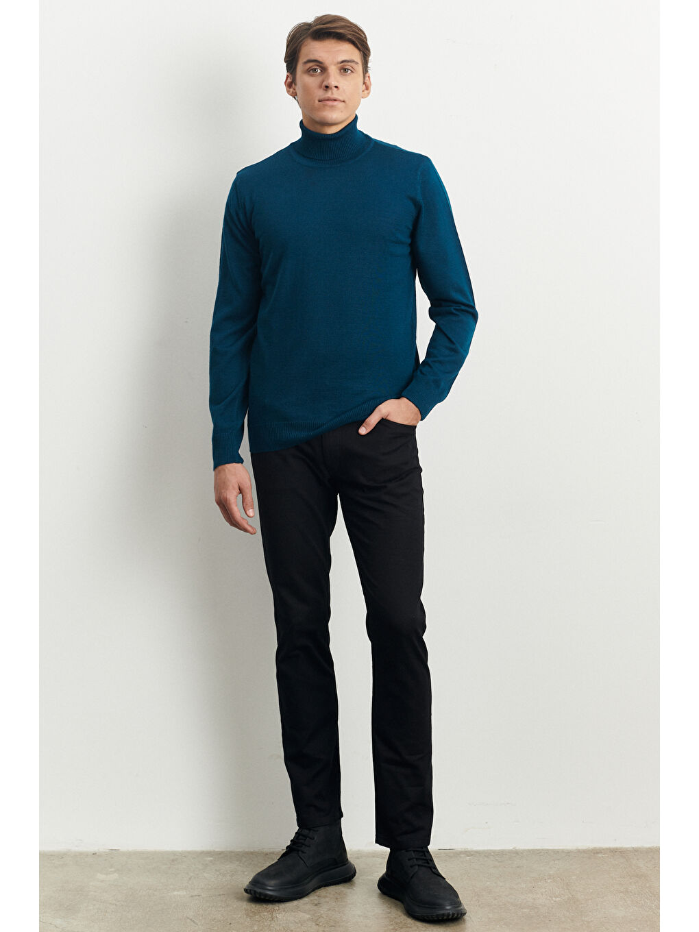 Erkek Petrol Standart Fit Normal Kesim Tam Balıkçı Yaka Yünlü Triko Kazak-1