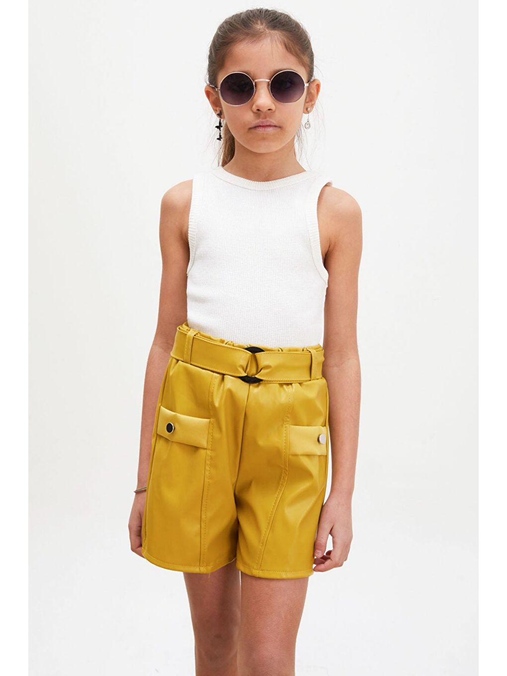 Sarı Hardal Kemerli Ön Cepli Kız Çocuk Deri Şort-2