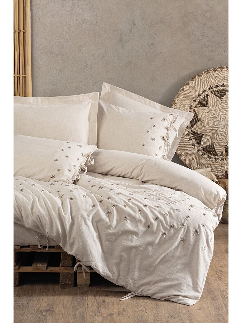 Karışık Pamuk Box Keten Çift Kişilik Nevresim Takımı Arie