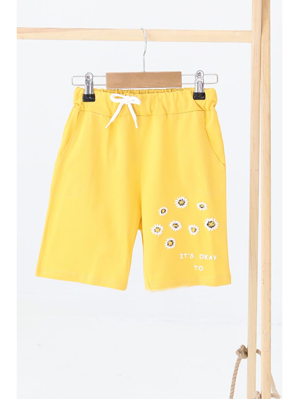 Sarı Kız Çocuk Hardal Baskılı Şort - 27329