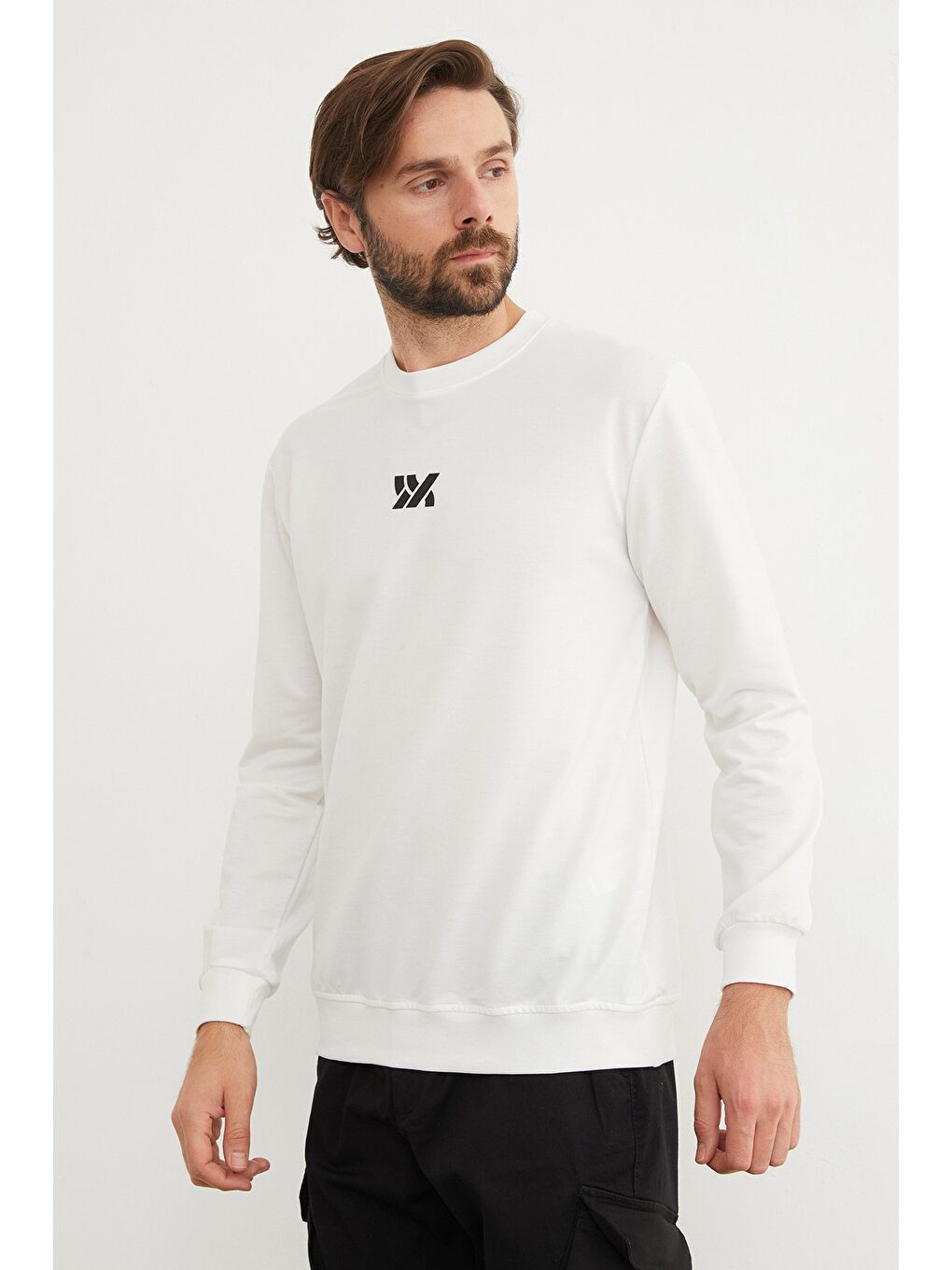 Ekru Kabartma Baskılı Bisiklet Yaka Sweatshirt-2