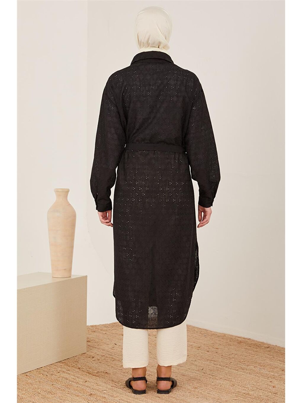 Siyah Cepli Brode Tunik 23Y4444-4