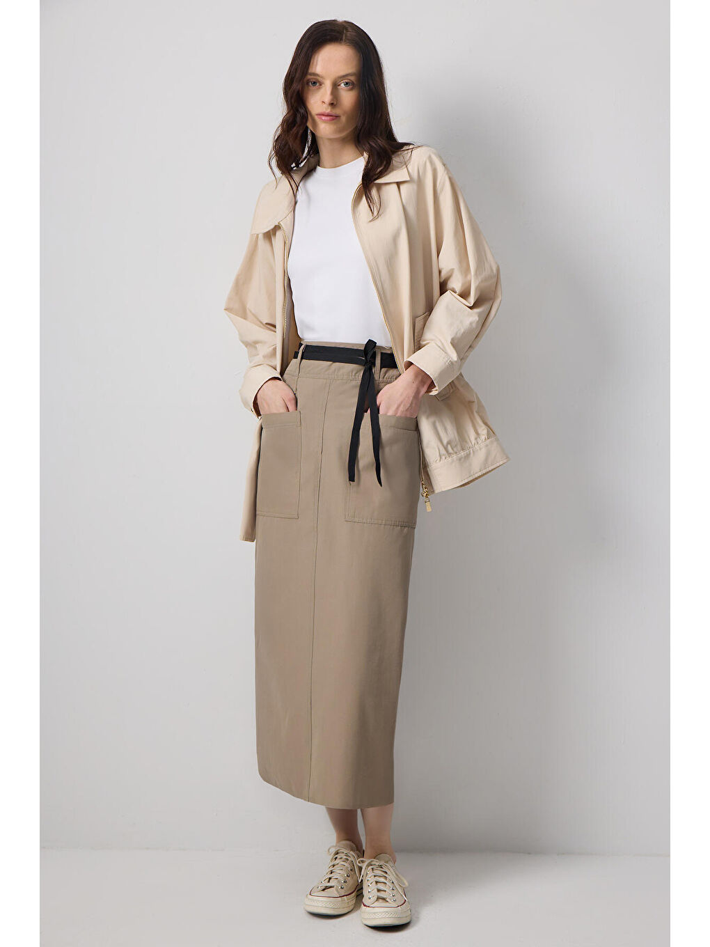 Bej Geniş Cepli Etek