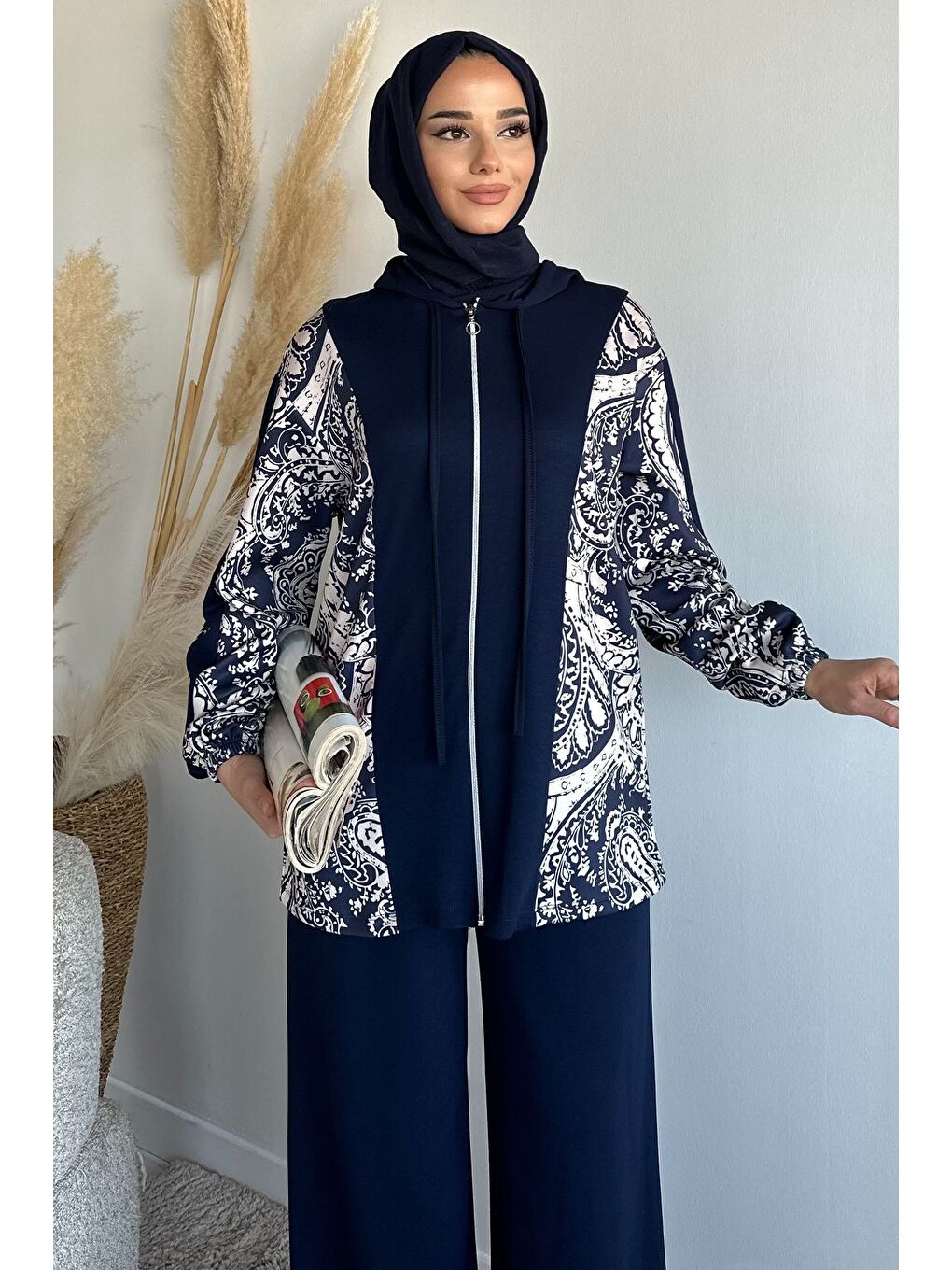 Lacivert Dijital Baskılı Kapüşonlu Tunik Bel Lastikli Pantolon Tesettür İkili Takım-4