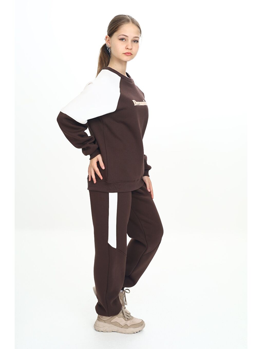 Kahverengi Kız Çocuk Nakışlı Eşofman Takım-2