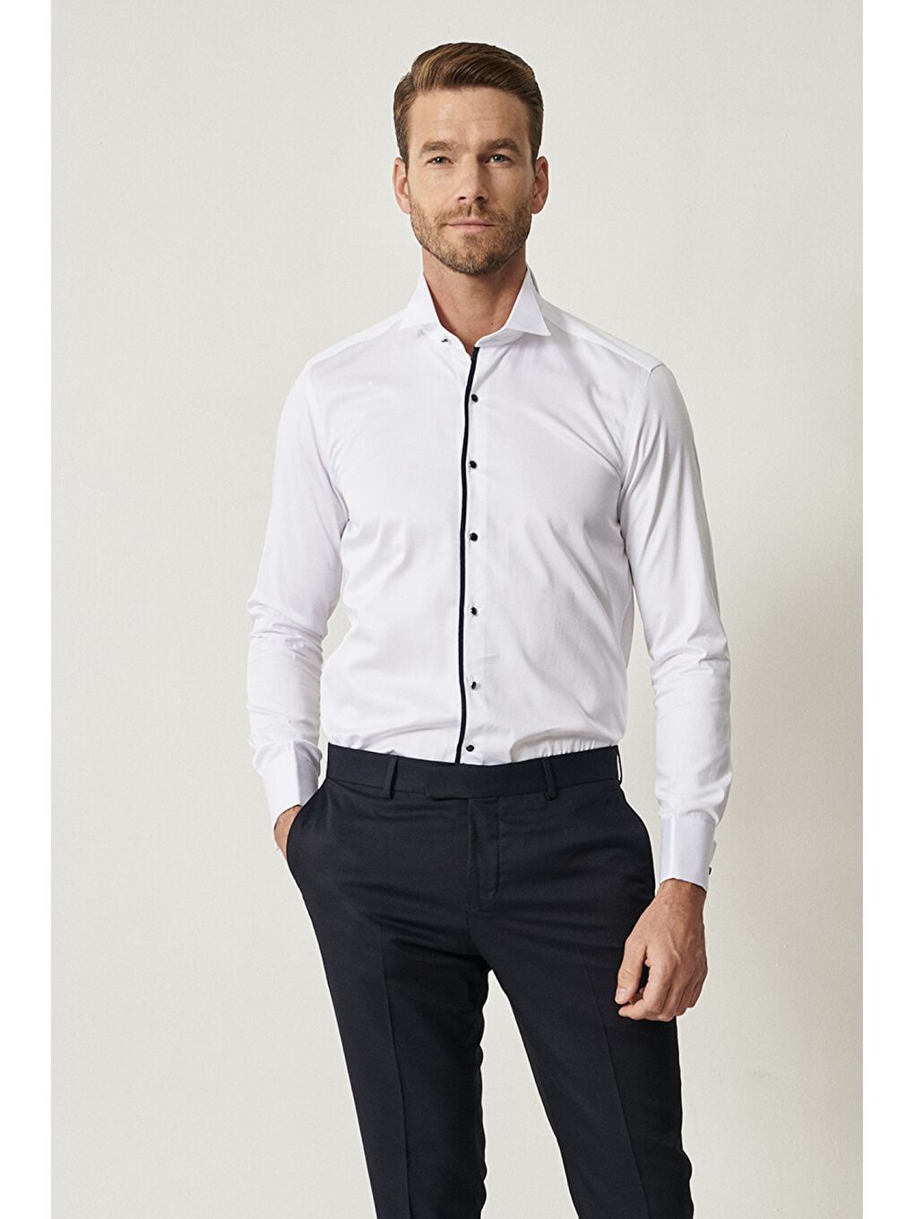 Erkek Beyaz-Lacivert Damatlık Ata Yaka Tailored Slim Fit Gömlek