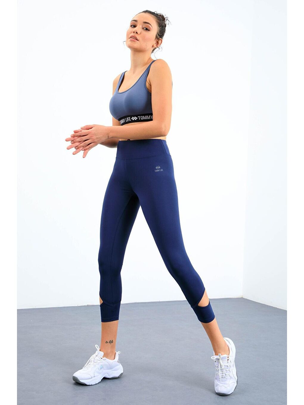 İndigo Bilekleri Pencereli Yüksel Bel Slim Fit Dar Paça Kadın Tayt - 94610-4