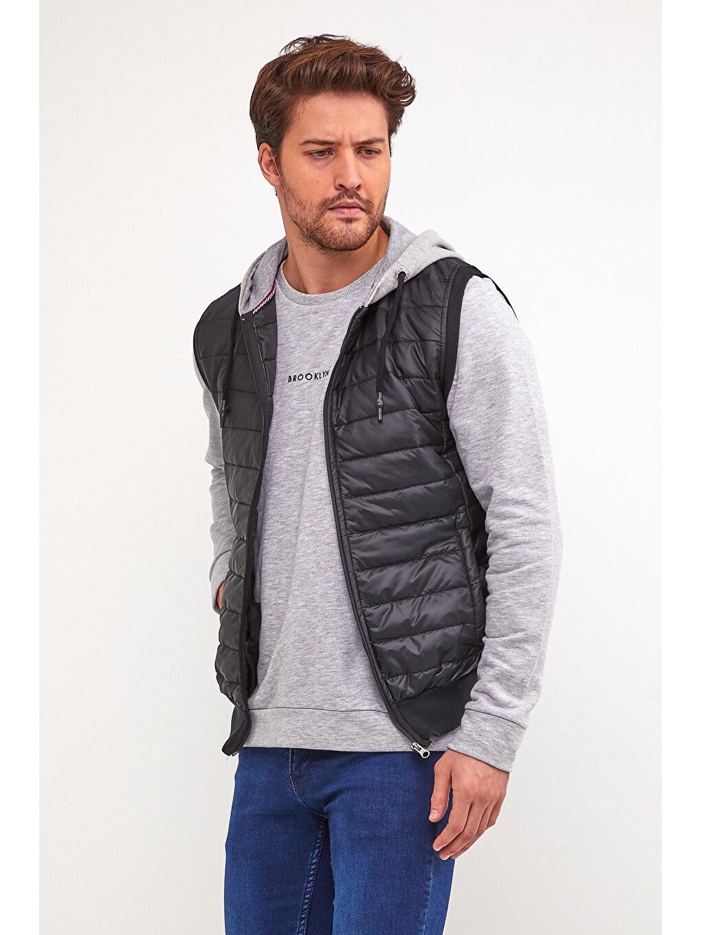 Siyah Erkek Kapüşonlu Slim Fit Kapitone Yelek SPR22YK190