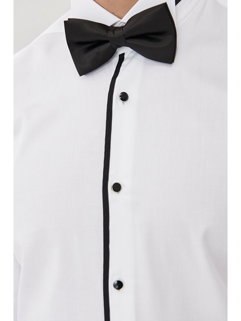 Erkek Beyaz-Siyah Damatlık Ata Yaka Tailored Slim Fit Gömlek-1