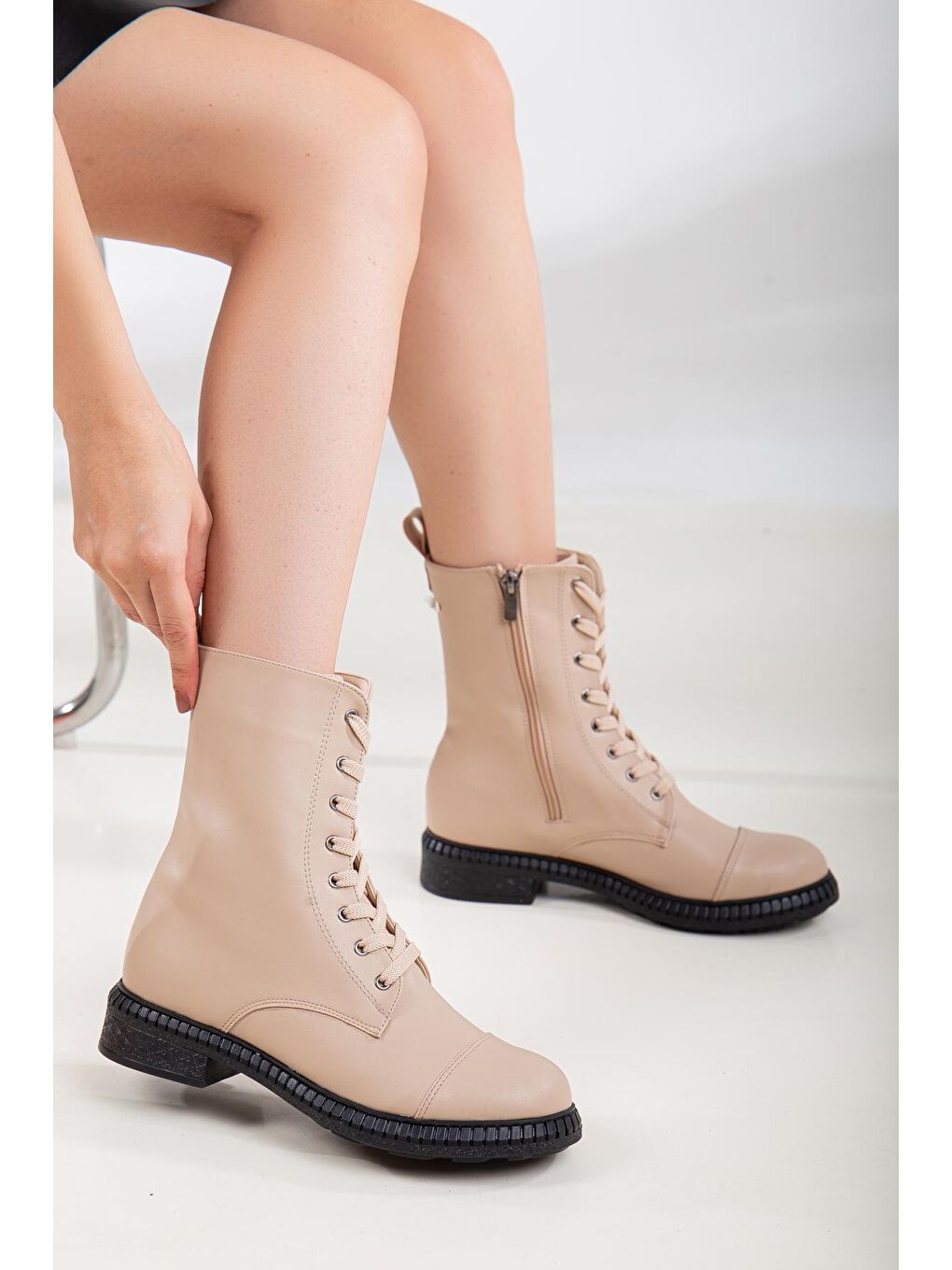 Bej D406   Ürün  Kadın Kışlık Ortopedik Bot  Bootie-1