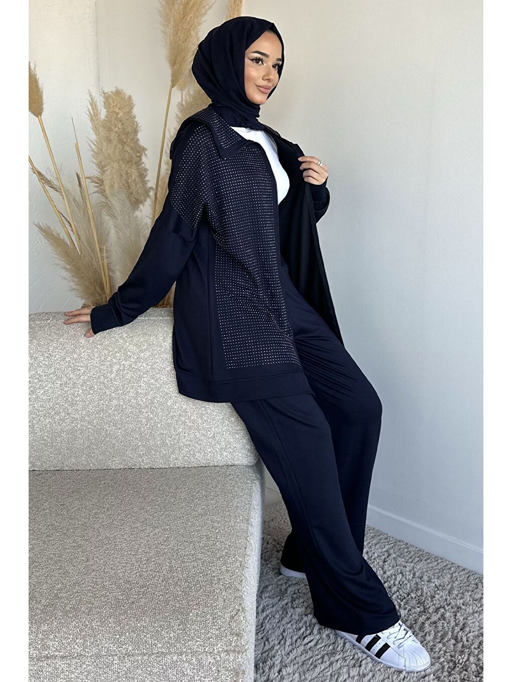 Lacivert Ön Boydan Fermuarlı Taş İşlemeli Tunik Bel Lastikli Pantolon Tesettür İkili Takım-1