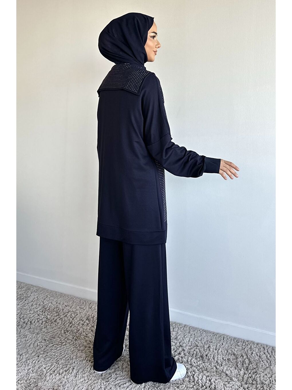 Lacivert Ön Boydan Fermuarlı Taş İşlemeli Tunik Bel Lastikli Pantolon Tesettür İkili Takım-7