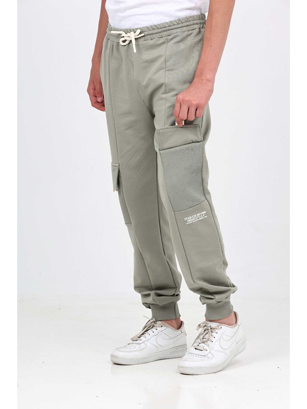 Yeşil Erkek Çocuk Kargo Cepli Eşofman Alt-1