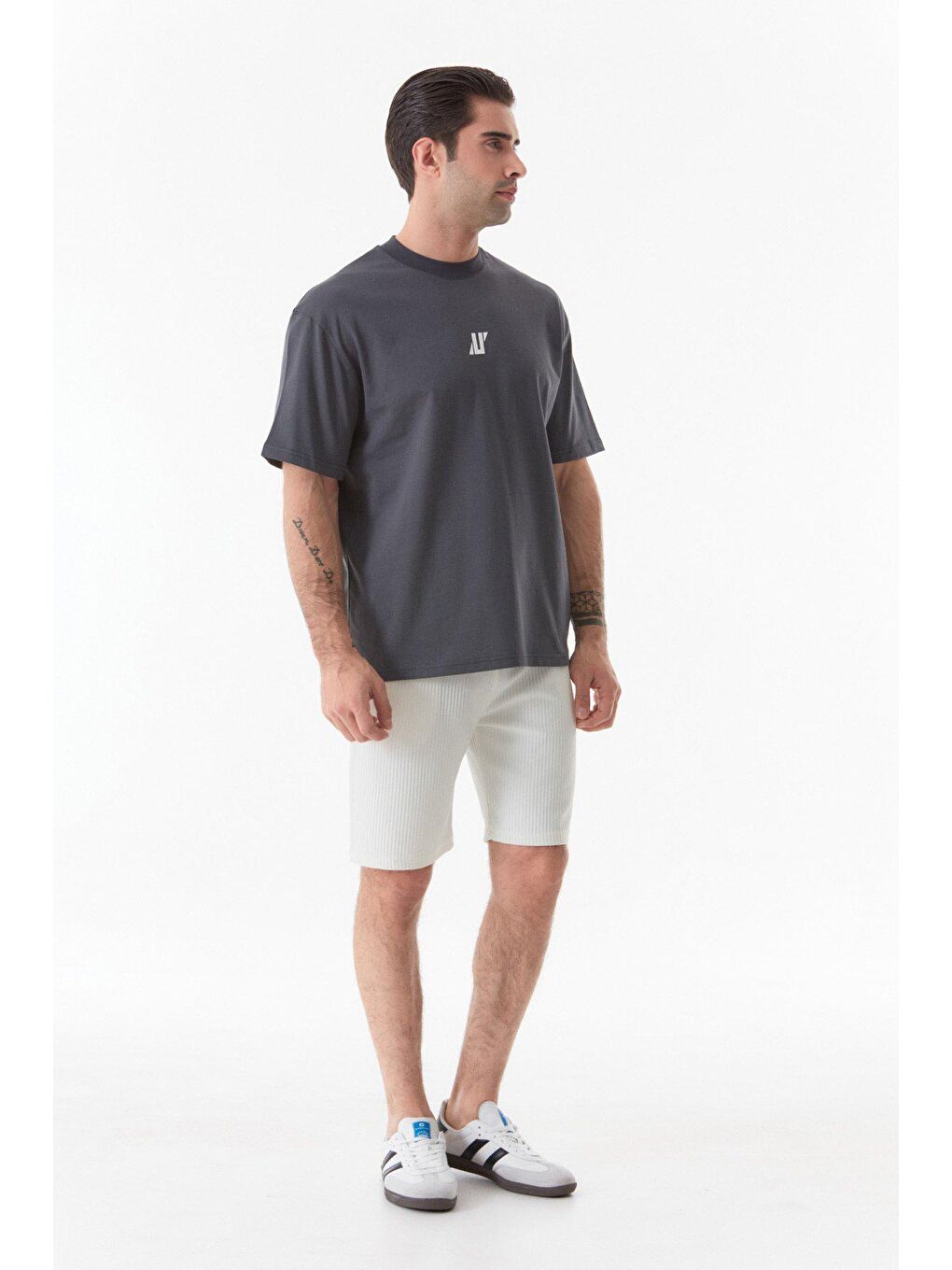 Antrasit Baskılı Bisiklet Yaka Tişört-1