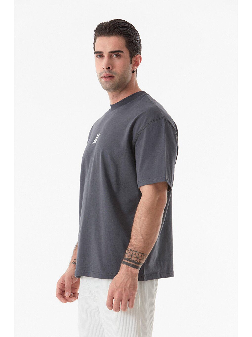 Antrasit Baskılı Bisiklet Yaka Tişört-2