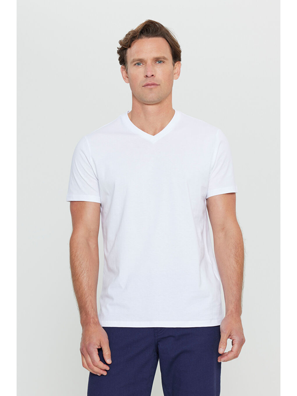 Erkek Beyaz Slim Fit Dar Kesim V Yaka Pamuklu V Yaka Kısa Kollu %100 Pamuk Tişört-1